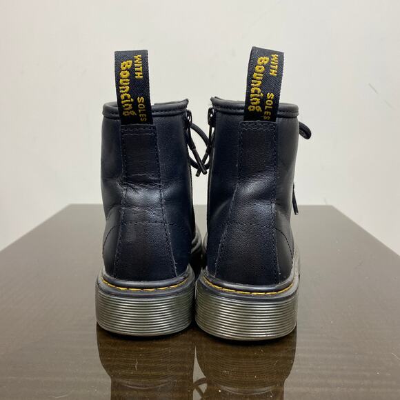 Dr. Doc Martens 1460 Juniors Combat Boots Youth Size 1 - Picture 4 of 10
